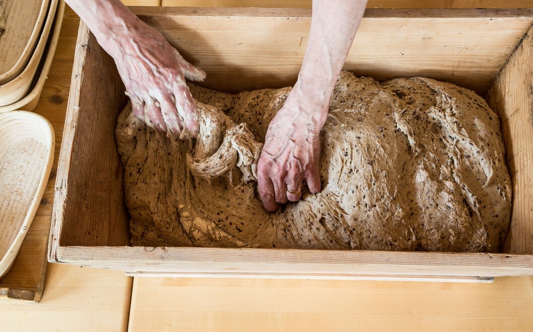 SFT_Brotbacken mit Rosa Lanner_(c) www.slowfood (5) | © MarianneDaberer SFT_Brotbacken mit Rosa Lanner_(c) www.slowfood (5) | © MarianneDaberer